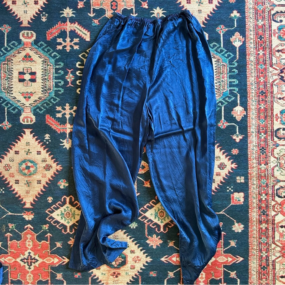 Victoria's Secret Silk Pajamas - Picture 9 of 9